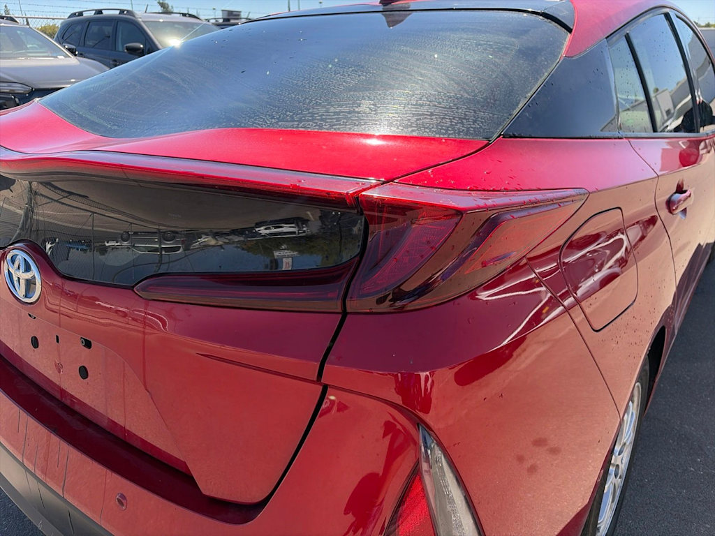 Thumbnail: 2017 Toyota Prius Prime - 21
