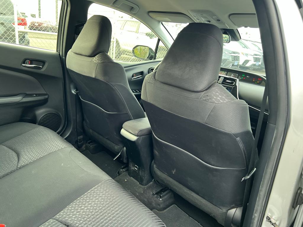 Thumbnail: 2018 Toyota Prius - 30