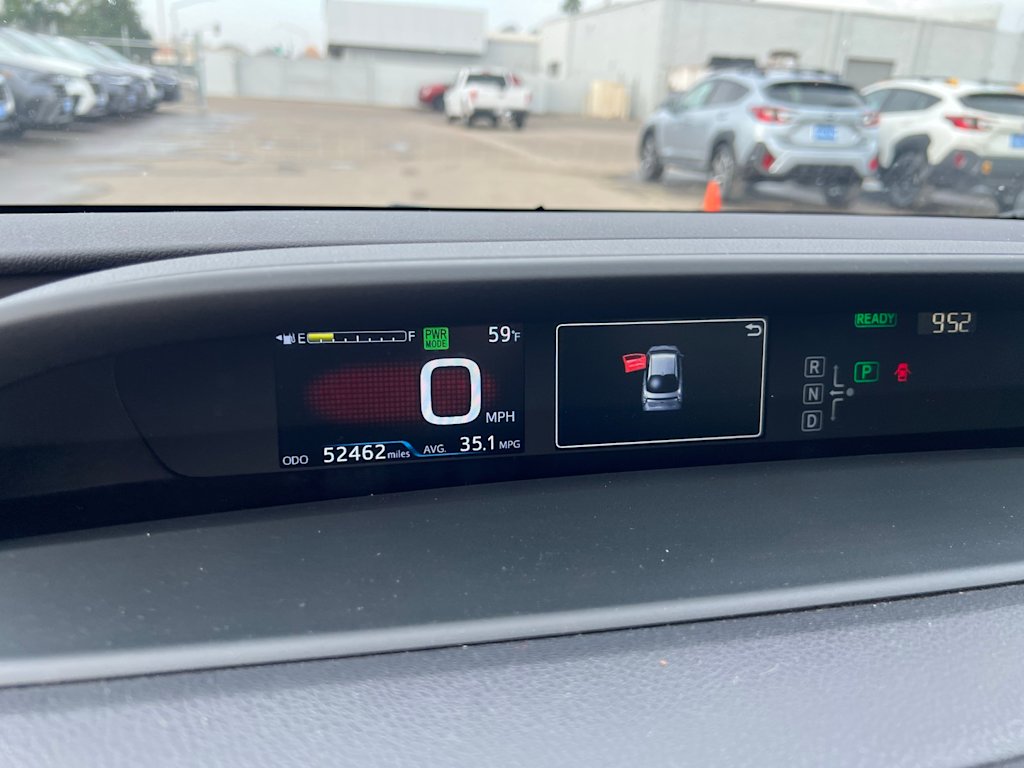 Thumbnail: 2018 Toyota Prius - 38