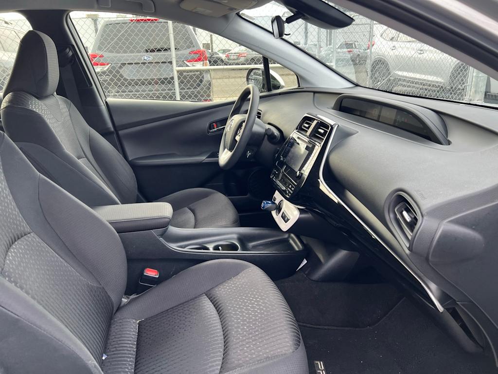 Thumbnail: 2018 Toyota Prius - 11