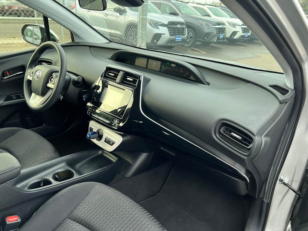 Thumbnail: 2018 Toyota Prius - 9