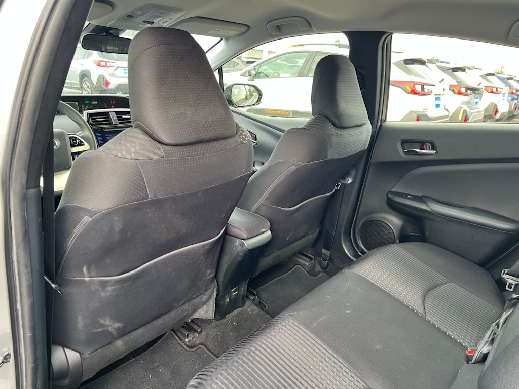 Thumbnail: 2018 Toyota Prius - 12