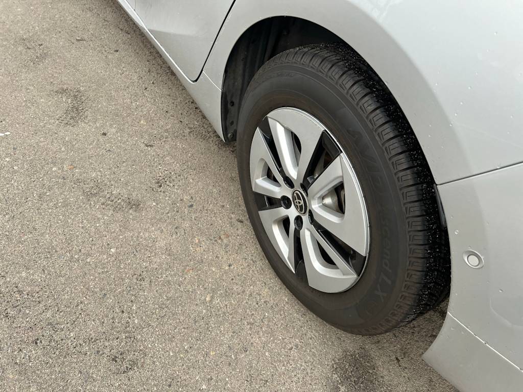 Thumbnail: 2018 Toyota Prius - 26