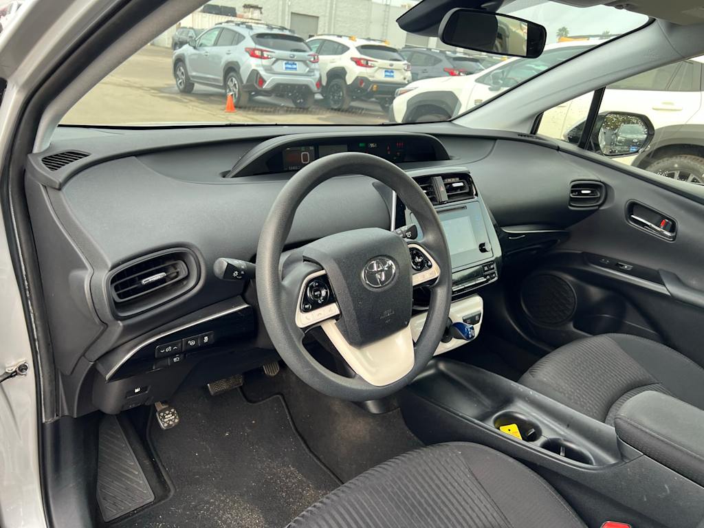 Thumbnail: 2018 Toyota Prius - 2