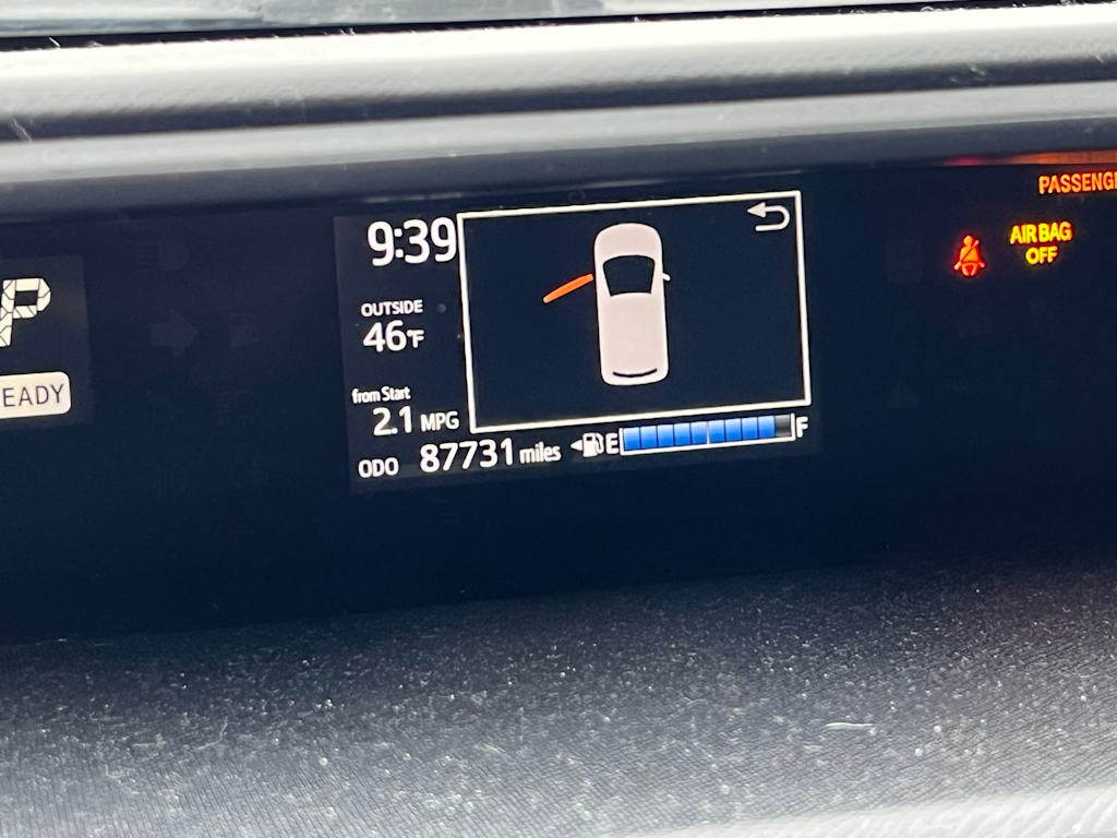 Thumbnail: 2018 Toyota Prius c - 38