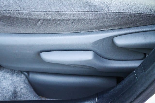 2014 Toyota Prius Plug-in 39