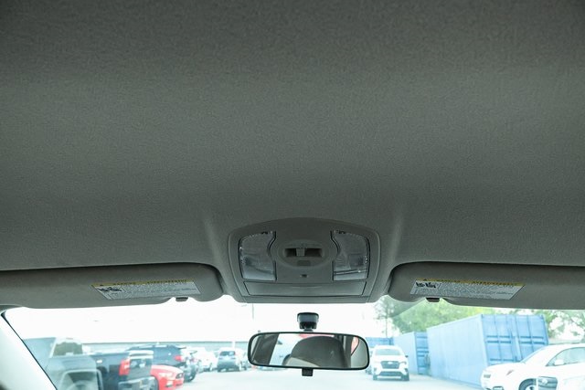 2014 Toyota Prius Plug-in 31