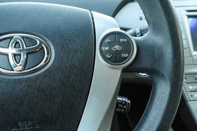 2014 Toyota Prius Plug-in 43