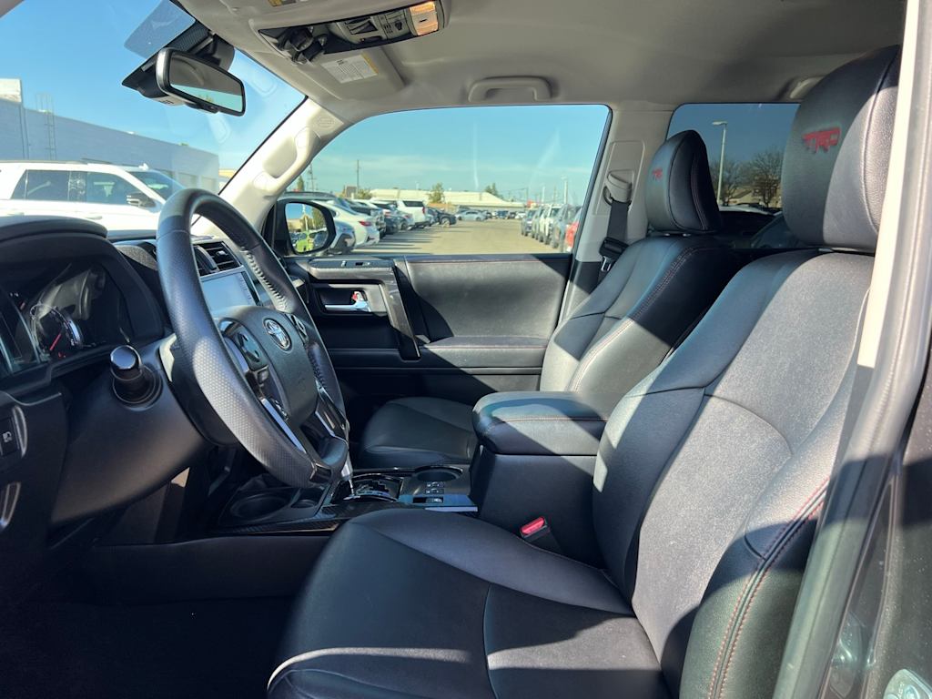 Thumbnail: 2021 Toyota 4Runner - 10