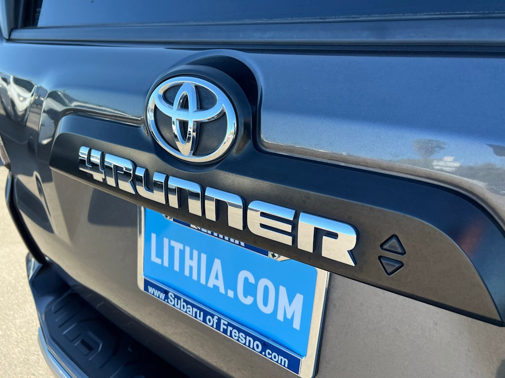 Thumbnail: 2021 Toyota 4Runner - 7