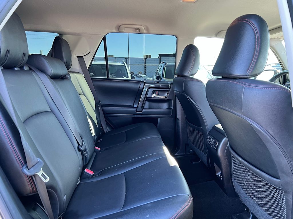 Thumbnail: 2021 Toyota 4Runner - 30