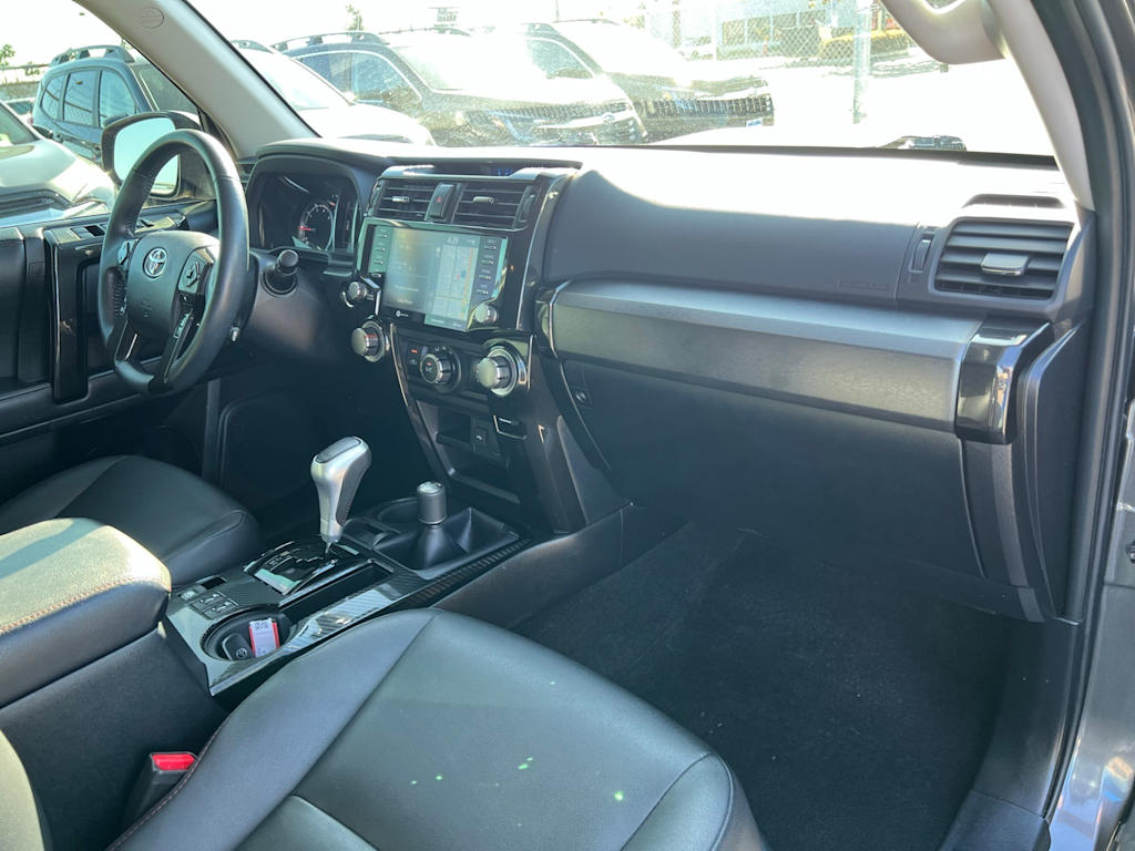 Thumbnail: 2021 Toyota 4Runner - 9