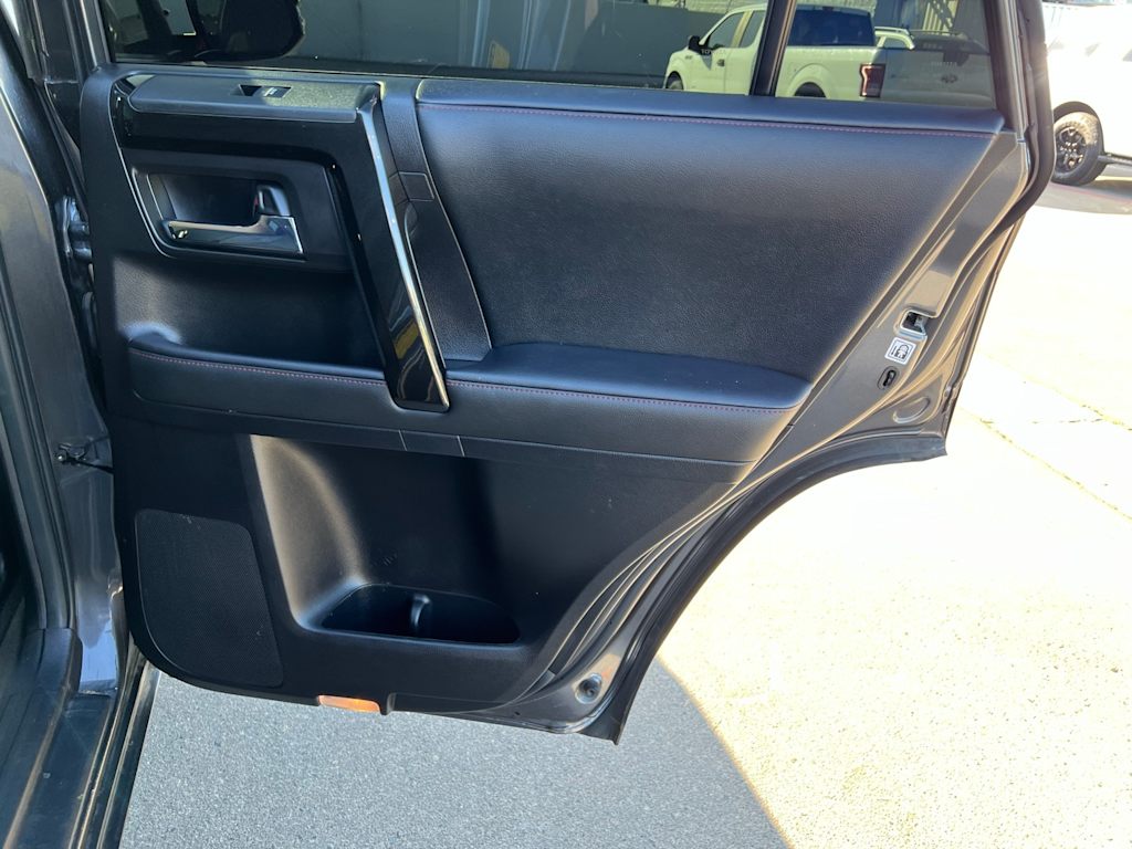 Thumbnail: 2021 Toyota 4Runner - 31