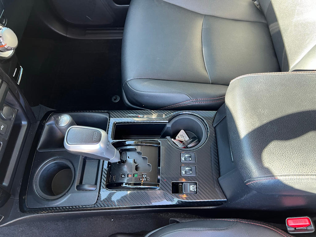 Thumbnail: 2021 Toyota 4Runner - 16