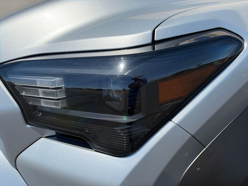 Thumbnail: 2025 Toyota 4Runner - 17