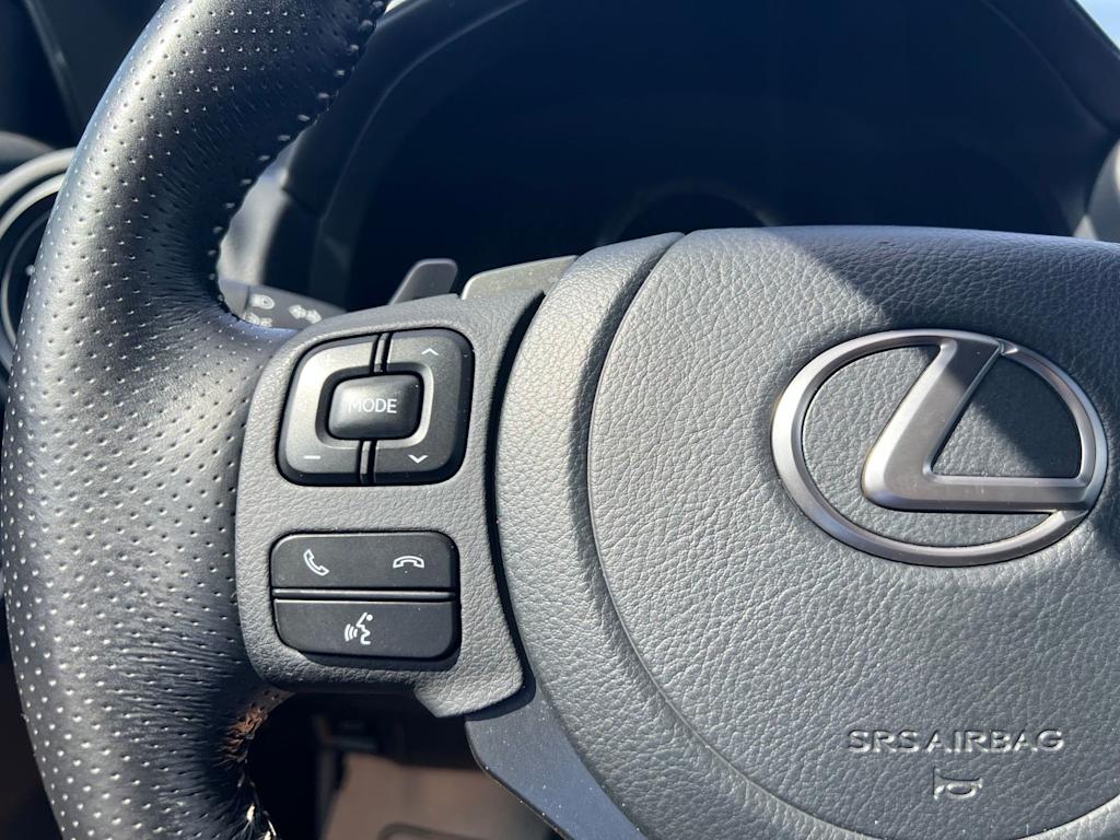 Thumbnail: 2023 Lexus IS - 40