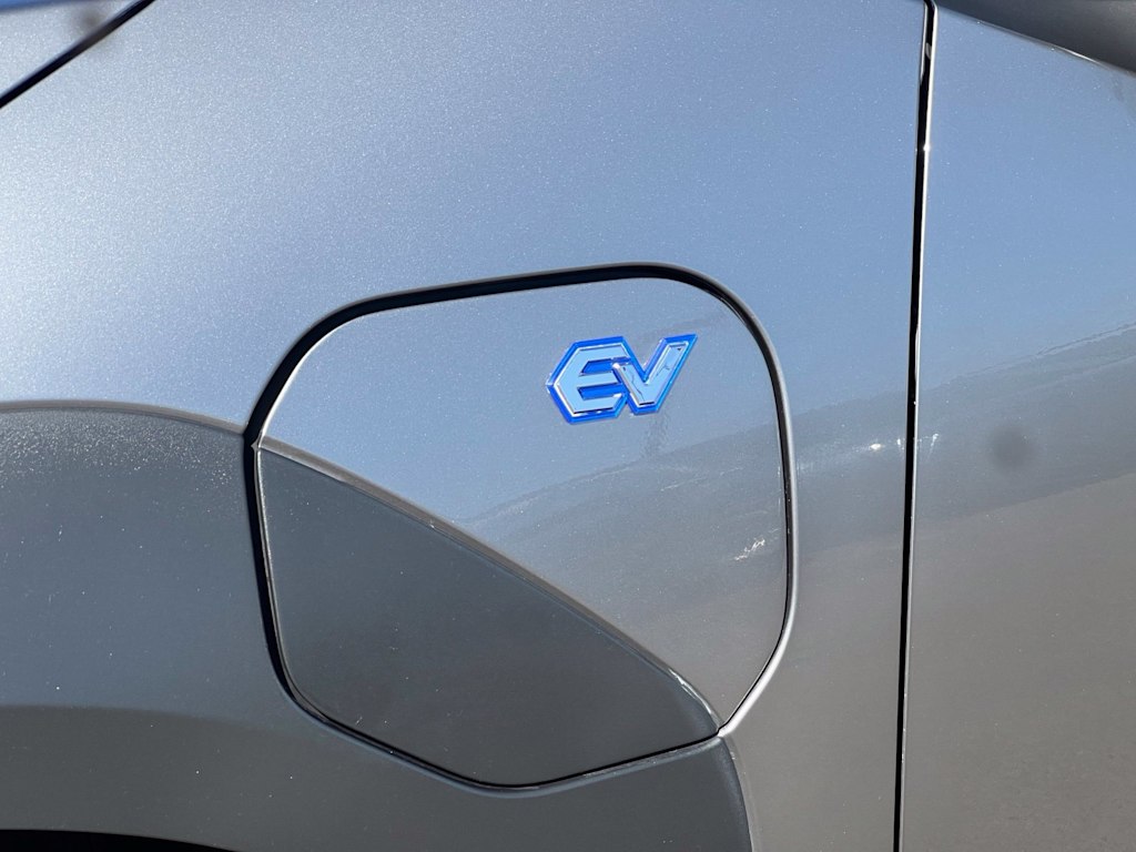 Thumbnail: 2023 Subaru Solterra - 6
