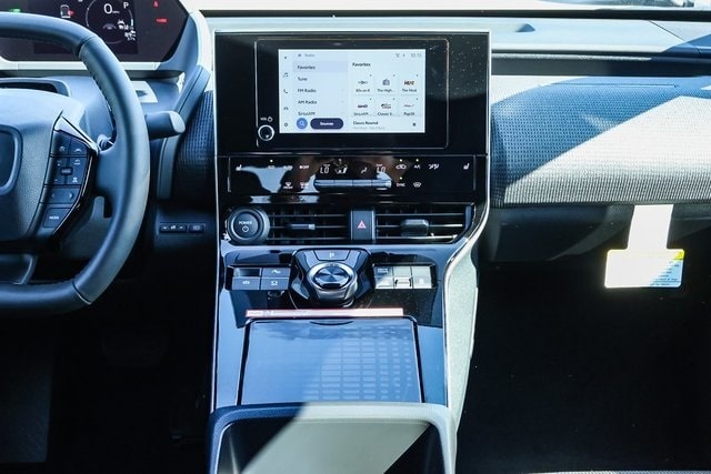 2025 Subaru Solterra Premium 14