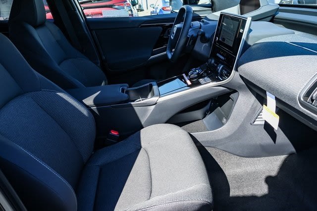 2025 Subaru Solterra Premium 10