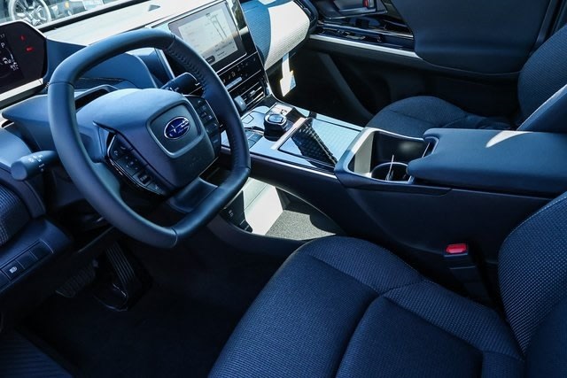 2025 Subaru Solterra Premium 13