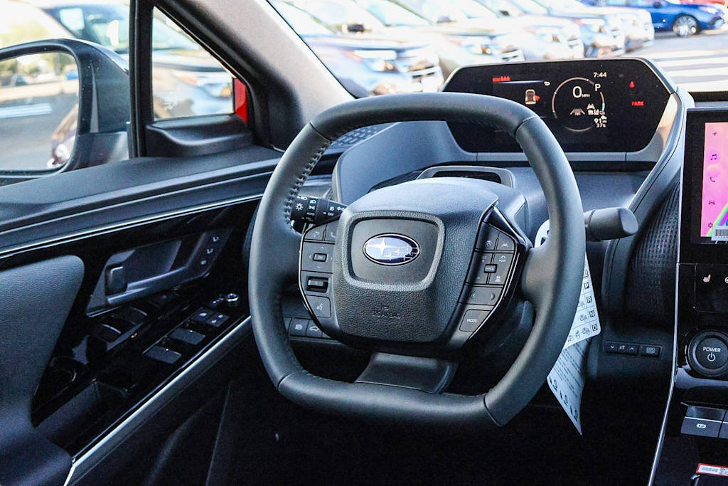 Thumbnail: 2025 Subaru Solterra - 9