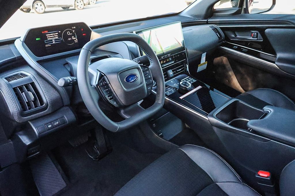 Thumbnail: 2025 Subaru Solterra - 12