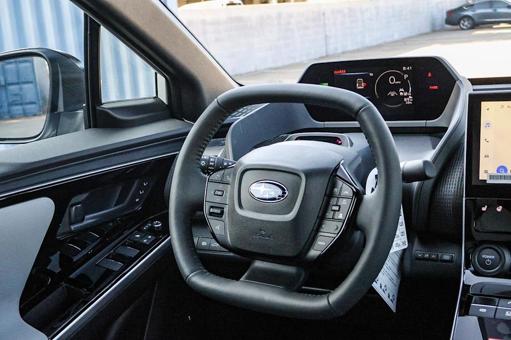 Thumbnail: 2025 Subaru Solterra - 9