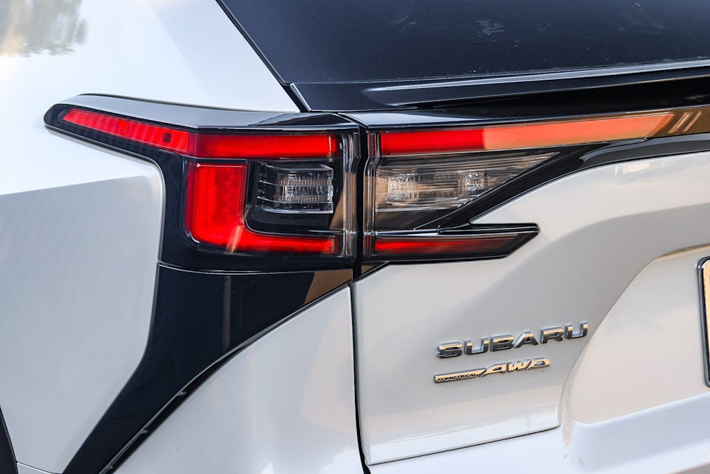 Thumbnail: 2025 Subaru Solterra - 18