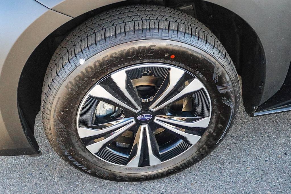 Thumbnail: 2025 Subaru Solterra - 18