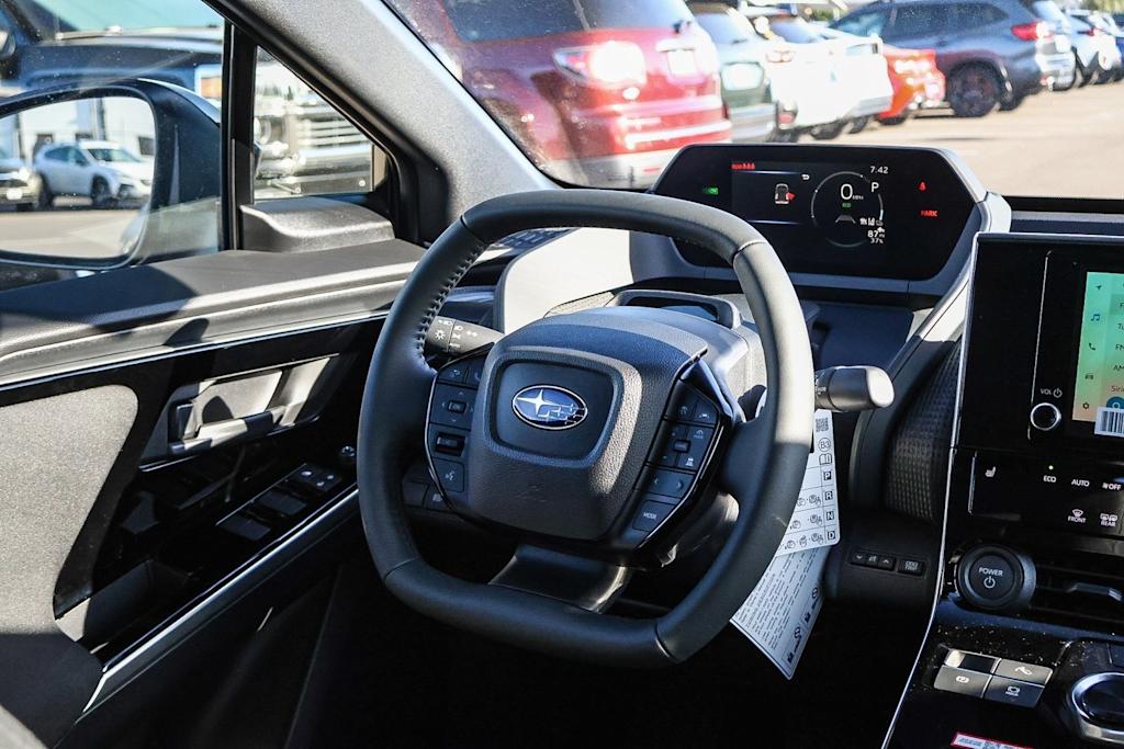 Thumbnail: 2025 Subaru Solterra - 9
