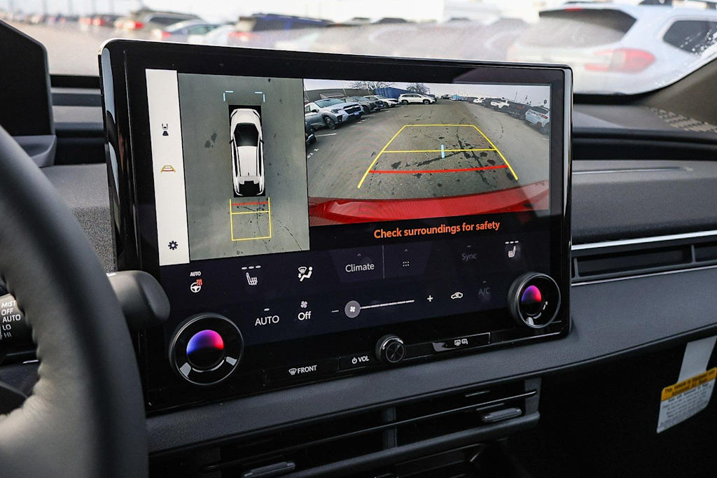 Thumbnail: 2026 Subaru Solterra - 24