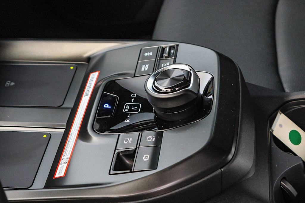 Thumbnail: 2026 Subaru Solterra - 20