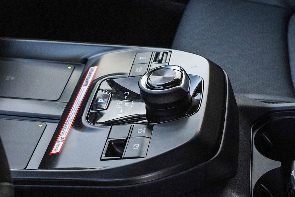 Thumbnail: 2026 Subaru Solterra - 20