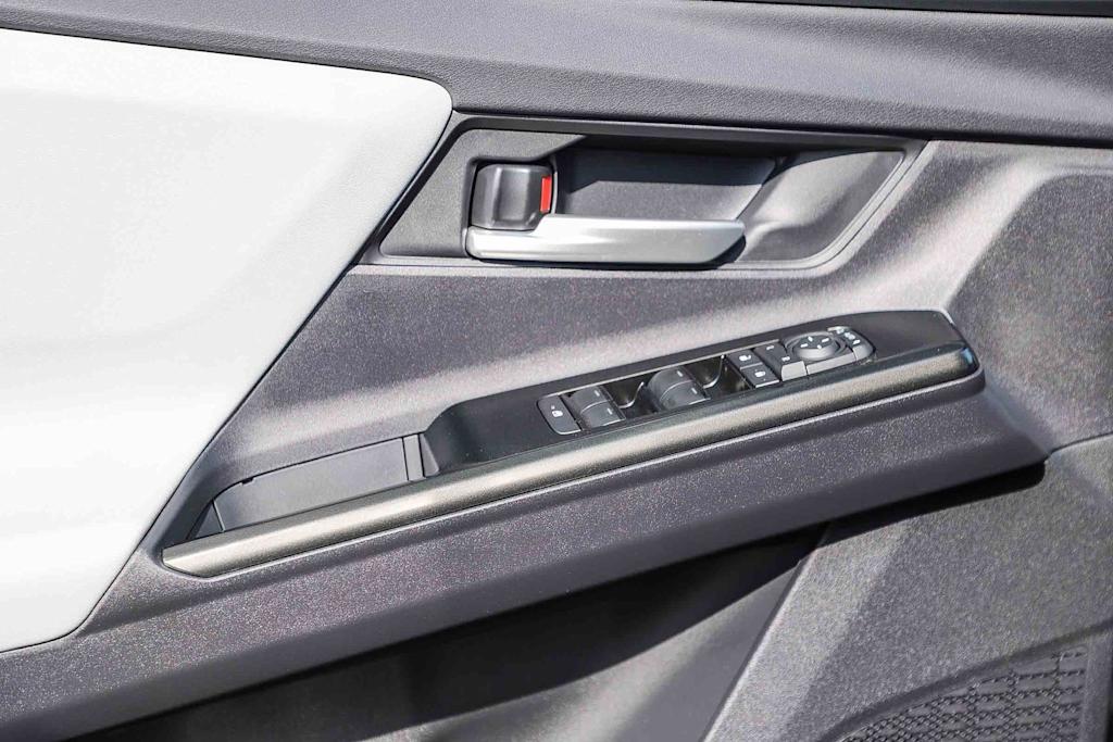 Thumbnail: 2026 Subaru Solterra - 24