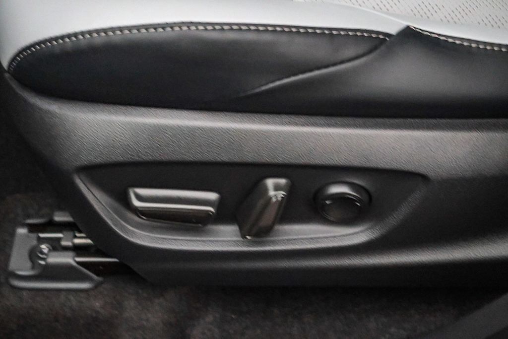 Thumbnail: 2026 Subaru Solterra - 21