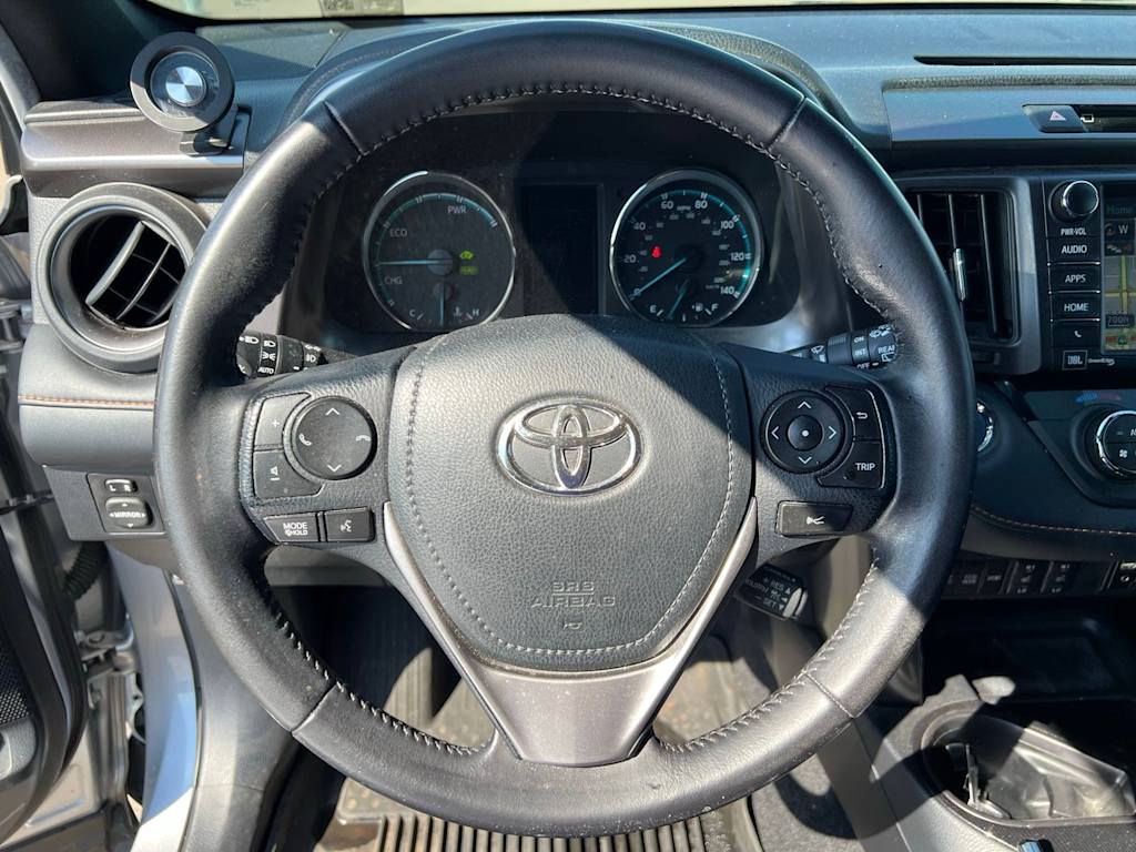 Thumbnail: 2017 Toyota RAV4 - 13