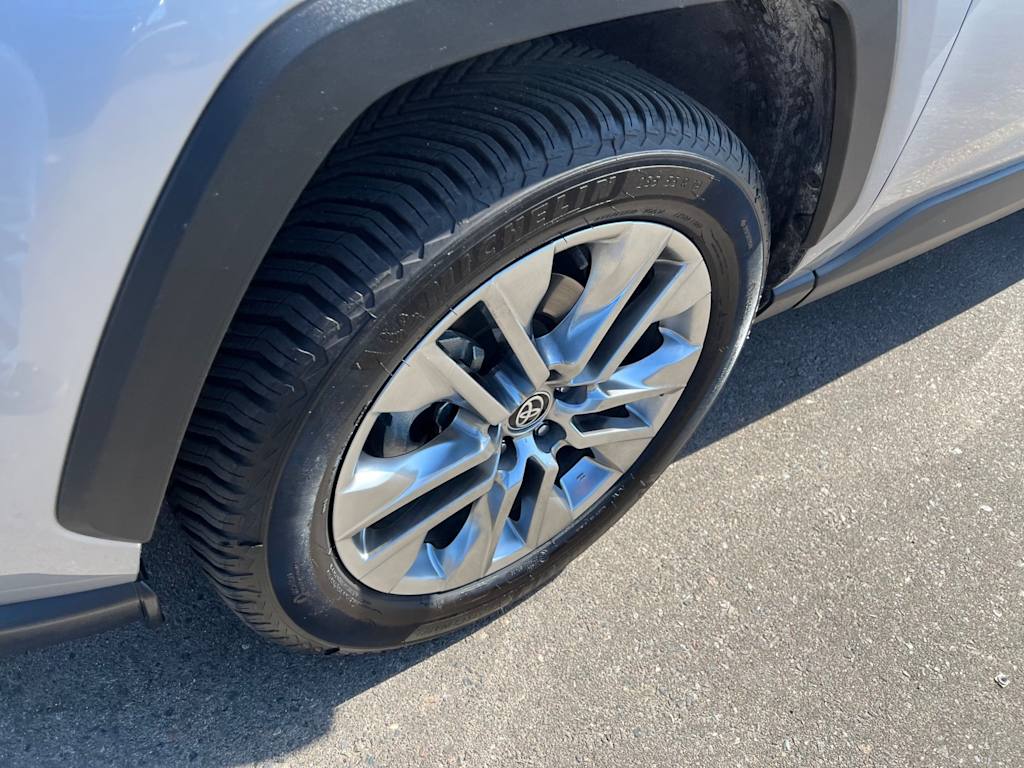 Image 9 of 2021 Toyota RAV4