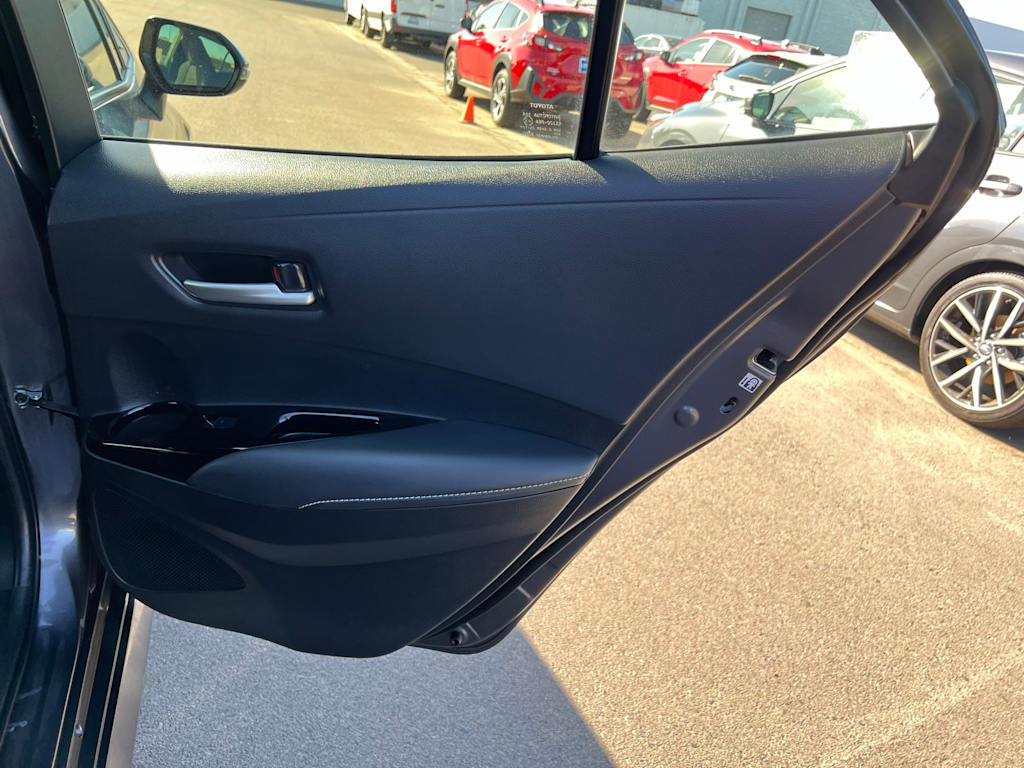 Thumbnail: 2025 Toyota Corolla - 33