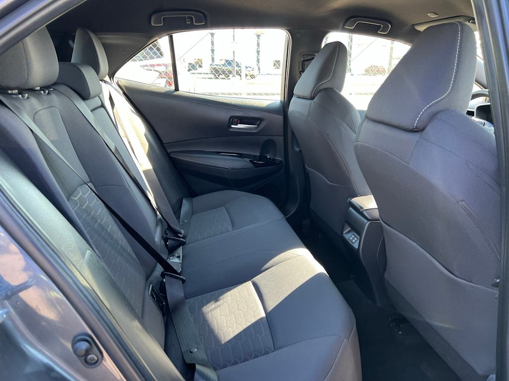 Thumbnail: 2025 Toyota Corolla - 32