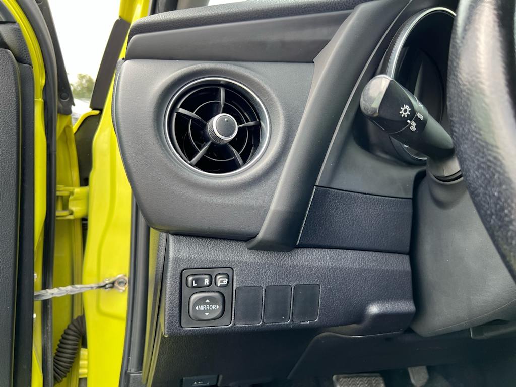 Thumbnail: 2016 Scion iM - 37