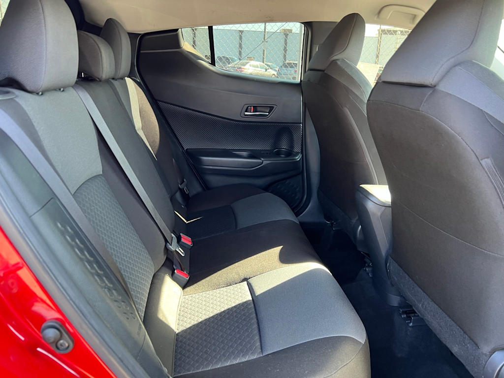 Thumbnail: 2020 Toyota C-HR - 31