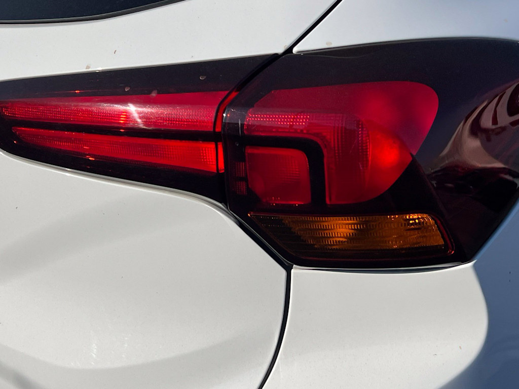 Thumbnail: 2022 Buick Encore GX - 23