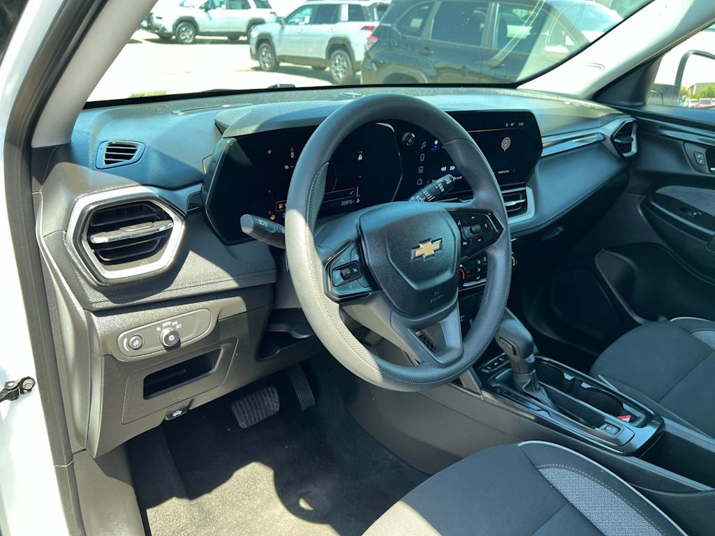 Thumbnail: 2025 Chevrolet TrailBlazer - 2