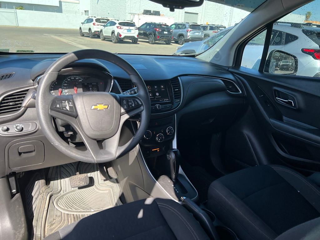 Thumbnail: 2020 Chevrolet Trax - 2