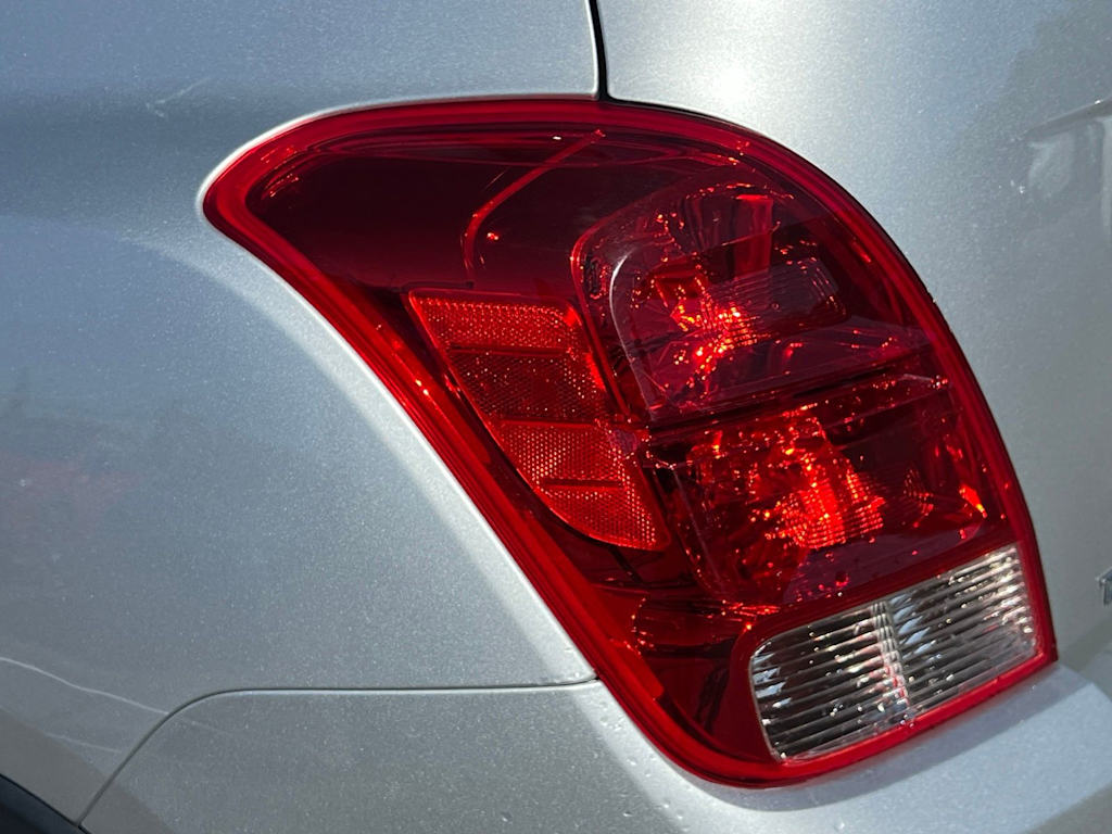 Thumbnail: 2020 Chevrolet Trax - 26