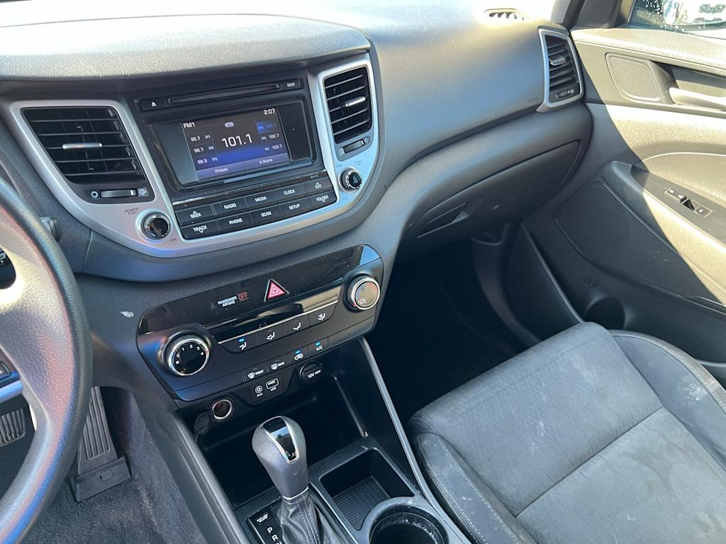 Thumbnail: 2016 Hyundai Tucson - 14