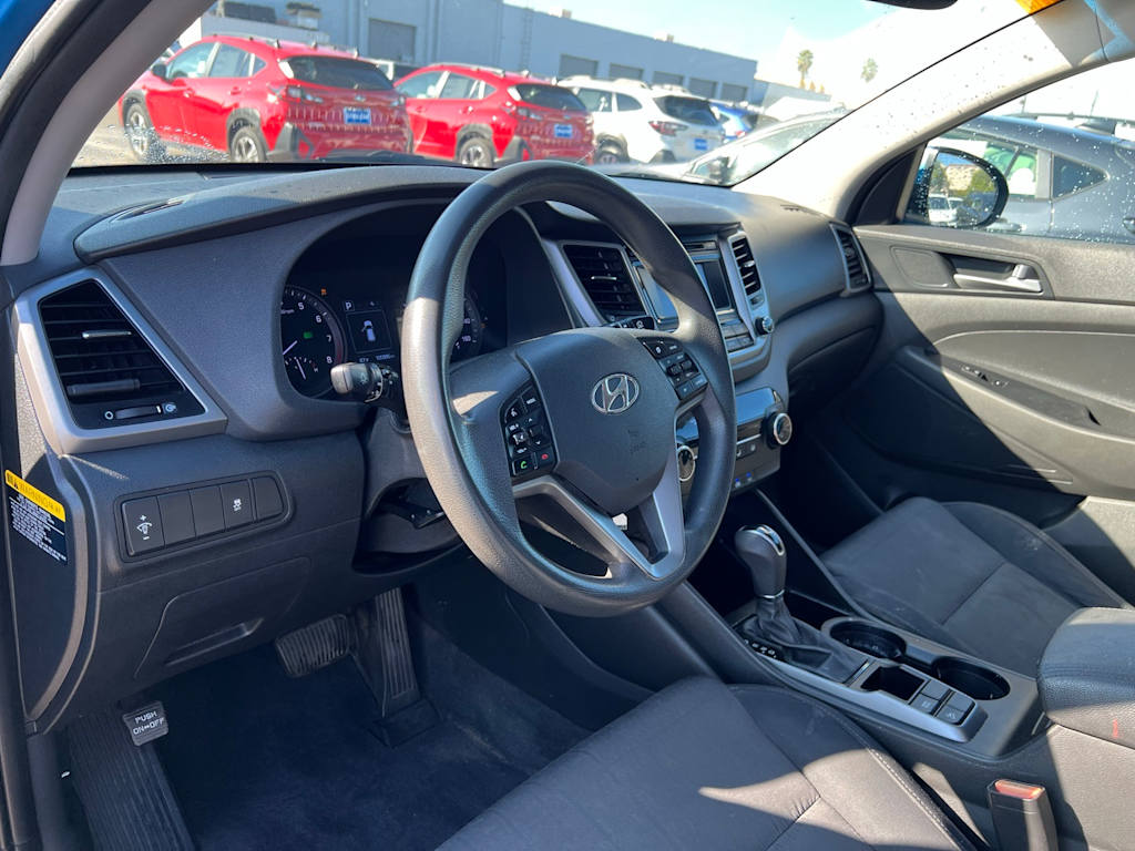 Thumbnail: 2016 Hyundai Tucson - 2