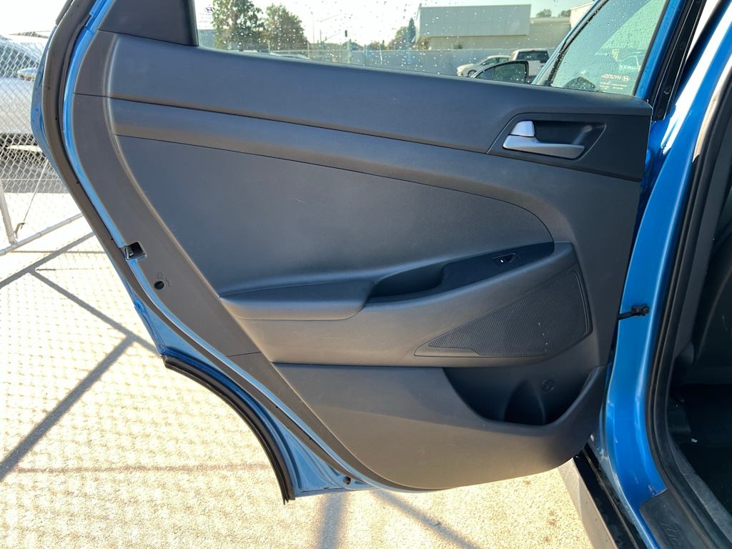 Thumbnail: 2016 Hyundai Tucson - 26