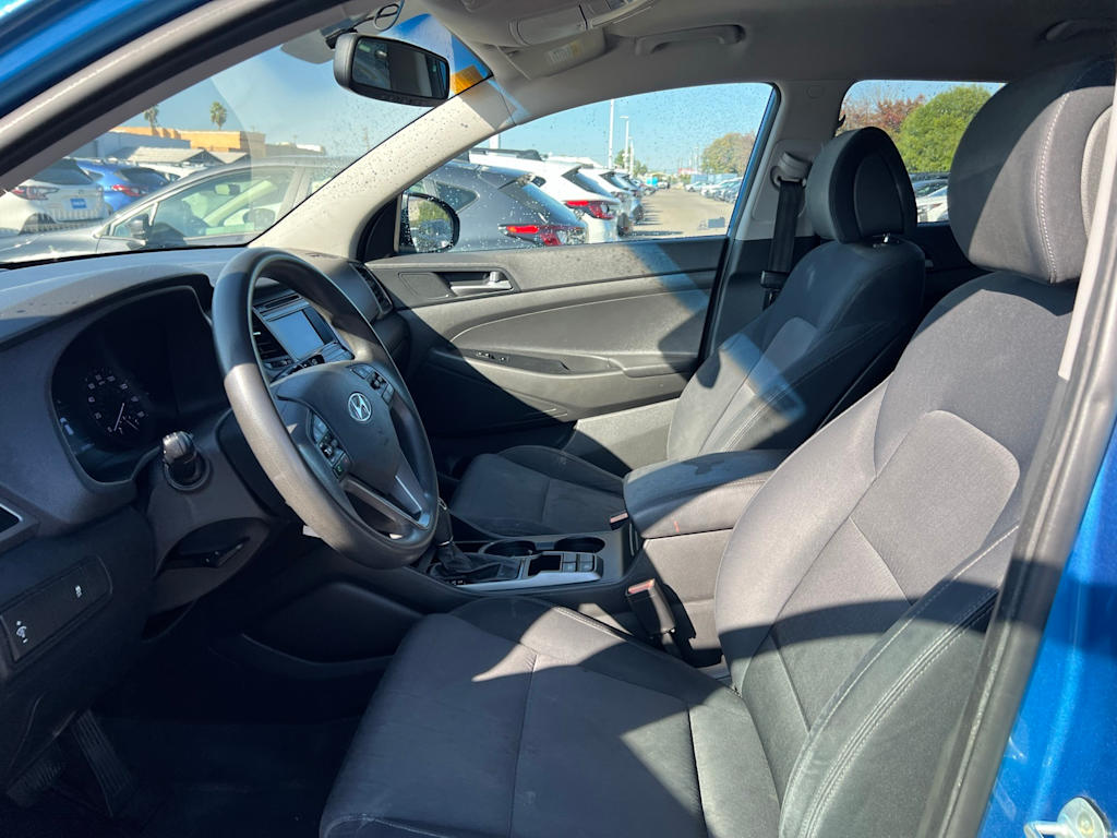 Thumbnail: 2016 Hyundai Tucson - 10