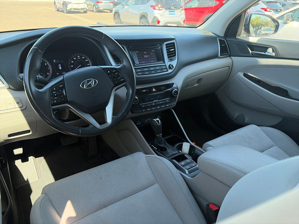 Thumbnail: 2017 Hyundai Tucson - 2